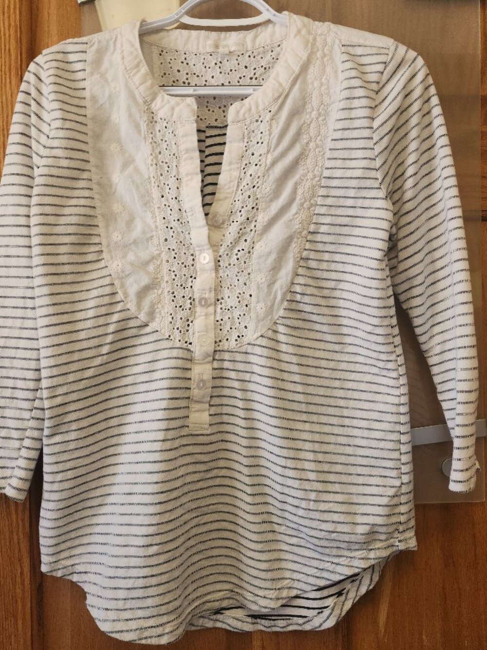 Womens size small lace and stripped 3/4 sleeve top
